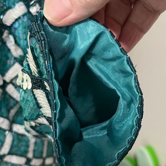 Talbots Joan Leslie Teal and Silver Silk Sequin Blouse Vintage NWT w Repair Kit - Picture 8 of 10